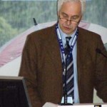 Foto (Goede): Prof. Dr. Claußen vom Max-Planck-Institut für Meteorologie und Sprecher vom ZMAW