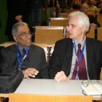 Foto (Hans-Martin Goede): Prof. Dr. Mojib Latif (links) und Prof. Dr. Claussen (rechts) Foto (Hans-Martin Goede): Prof. Dr. Mojib Latif (links) und Prof. Dr. Claussen (rechts)