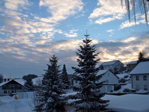 26. Dezember 2010 in Ansbach-Schalkhausen mit 28 cm Schnee bei -15,0°C. An Heilig Abend gab es 2010 in Mittelfranken heftige Schneefälle.