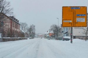 In und um Ansbach lagen mehr als 15 cm Schnee am Mittag des 18. März 2018. Foto: Harmens Karg